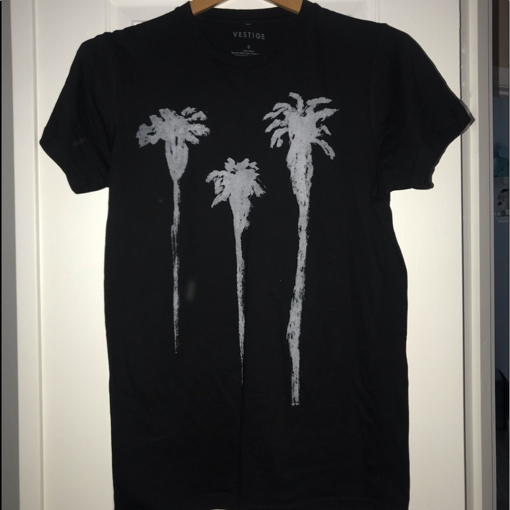 Vestige t shirt